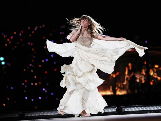 SYDNEY, AUSTRALIA - FEBRUARY 23: EDITORIAL USE ONLY. NO BOOK COVERS Taylor Swift performs at Accor Stadium on February 23, 2024 in Sydney, Australia. (Photo by Don Arnold/TAS24/Getty Images for TAS Rights Management)