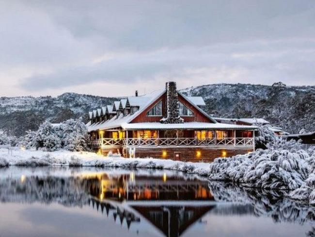 Peppers Cradle Mountain Lodge is for sale with JLL Hotels & Hospitality Group.