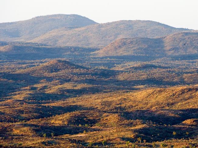 GENERIC ALICE SPRINGS - LANDMARKS - Sunset viewed from Heavitree Gap