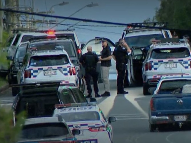 A dramatic police incident has unfolded in Birkdale this morning as heavy armed cops plunged the suburb into lockdown. Picture: Today Show/Channel 9