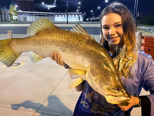 Dad, daughter catch massive stadium barra