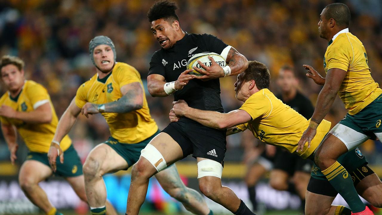 All Blacks star back-rower Ardie Savea says he’s considering a move to the NRL.