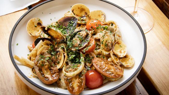 Clam linguine, cherry tomatoes, spicy nduja at 1802.