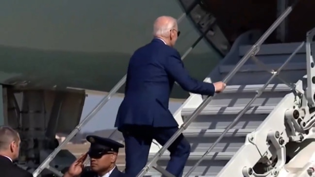 President Biden trips twice on stairs as he boards Air Force One