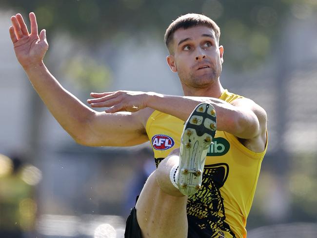 MELBOURNE . 08/02/2023.  AFL.  Richmond training at Punt Road Oval.  Richmonds Jayden Short during todays training session  . Pic: Michael Klein