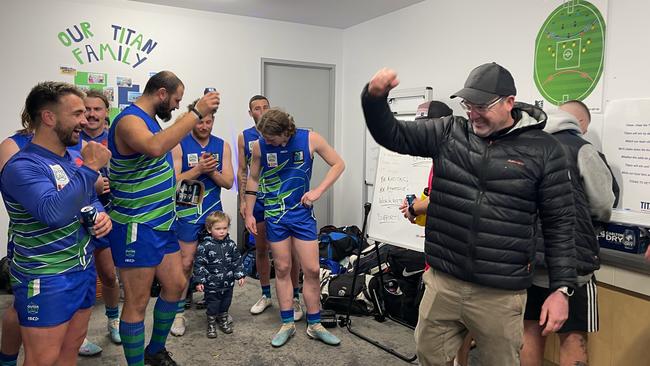 Berwick Springs coach Rodney Benstead celebrate the win with his players. Picture Valeriu Campan