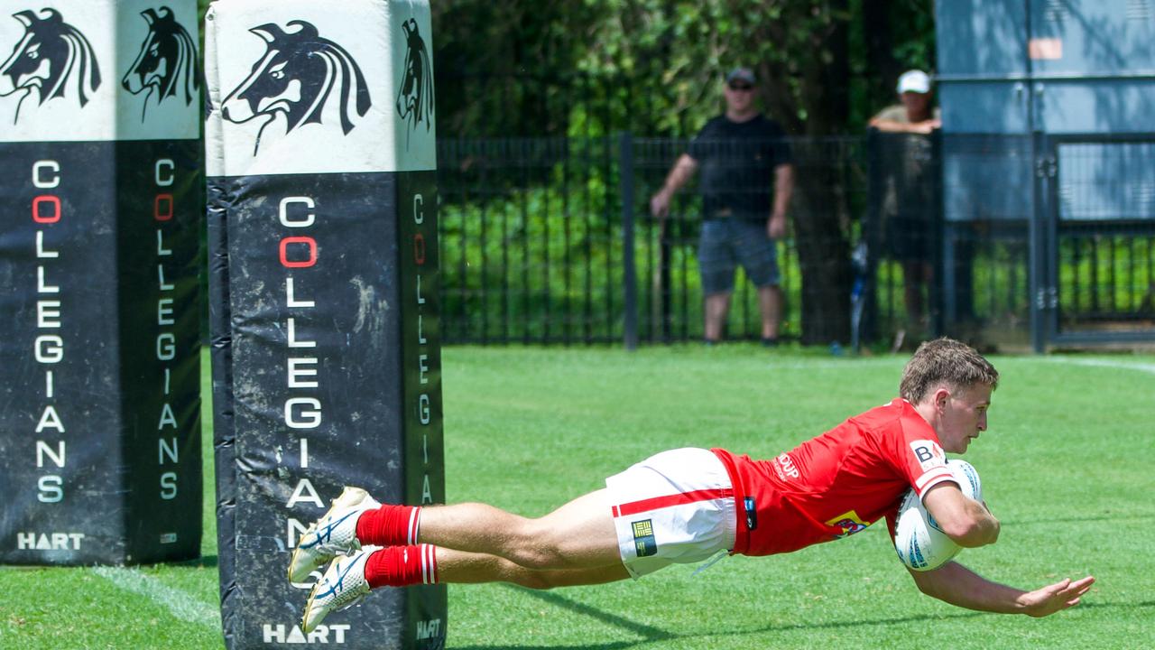 Wesley Pring dives over for Illawarra in the SG Ball. Picture Thomas Lisson