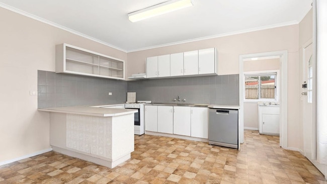 The two-bedroom house at 16 Bond St, Newtown, sold for $621,000.