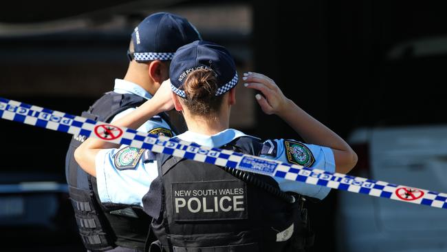 SYDNEY, AUSTRALIA: NewsWire Photos: APRIL 01 2024:  A crime scene has been established at a property in Sydney's south west after a man was injured in a home invasion. Emergency services were called to Sturt Avenue at Georges Hall just before 4am (Monday 1 April 2024), after reports of a home invasion. Officers from Bankstown Police Area Command attended and were told three men forced entry to the granny flat at the rear of a home. The intruders confronted the occupant, a 35-year-old man, before assaulting him and ransacking the home.The man has been taken to Liverpool Hospital in a serious condition. Picture: NCA NewsWire/ Gaye Gerard