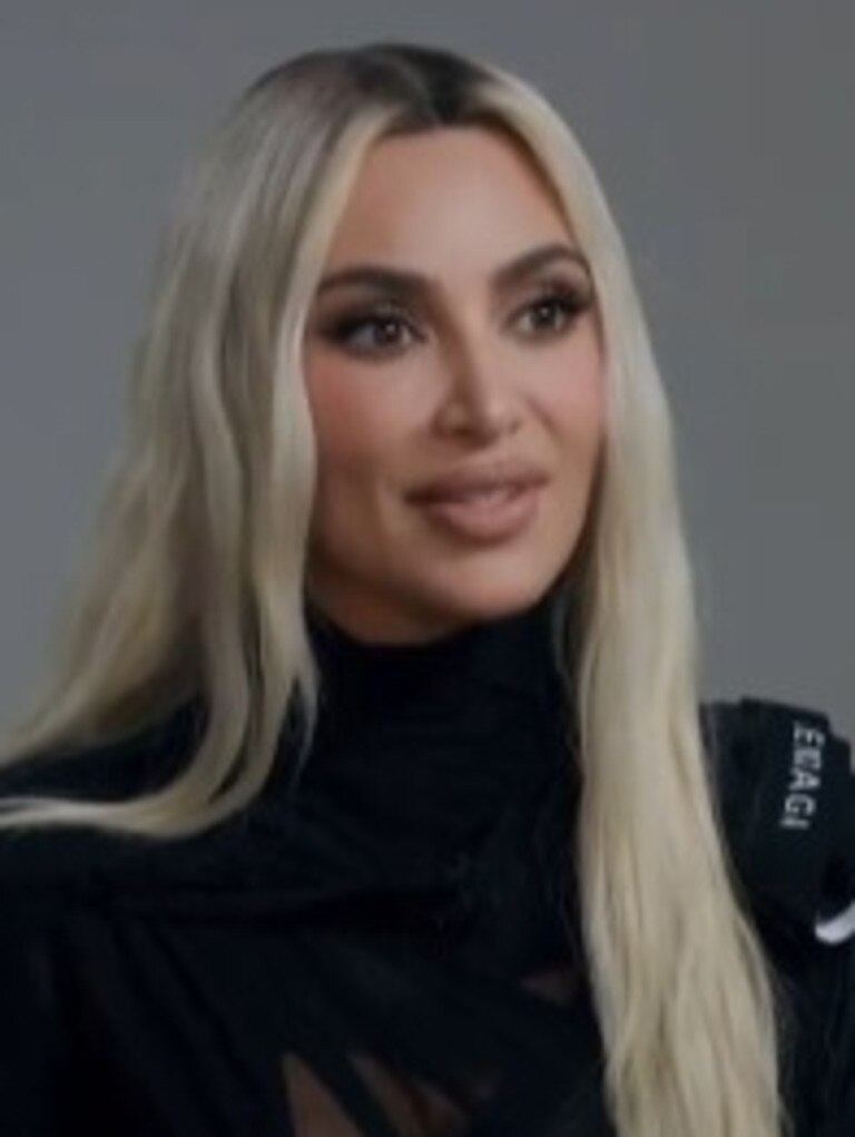 Do you have 2 minutes? Kim Kardashian’s going to teach you everything she knows about acting.