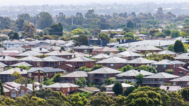 Melbourne house prices remained flat in August, rising 0.09 per cent. Picture: NCA NewsWire / Aaron Francis