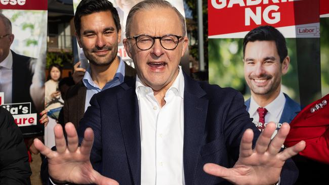 NCA 2025 FEDERAL ELECTION BUS. 3/05/2025 Australian Labor Prime Minister Anthony Albanese In Melbourne VIC. The PM visits a polling booth in the electorate of Menzies.Along with candidate Gabriel Ng.And partner Jodie HaydonPicture: Jason Edwards / NewsWire
