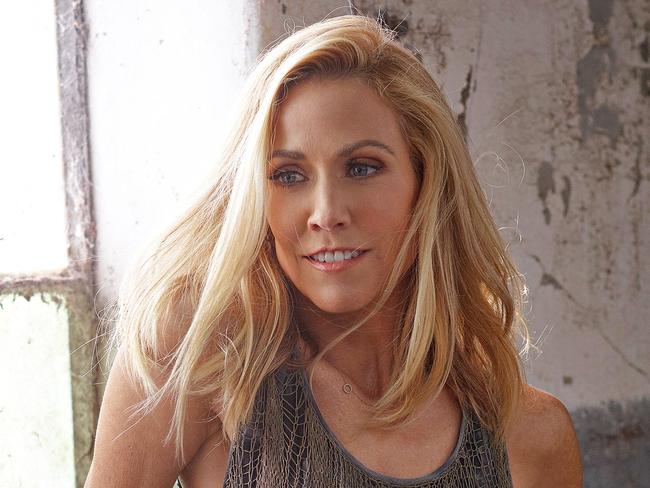 *** FEES APPLY FOR USE $$$ *** STRICTLY EMBARGOED FOR USE BY STELLAR ONLY, APRIL 16, 2017 ISSUE *** SHERYL CROW FEATURE *** FEES APPLY $$$ *** PENALTIES APPLY FOR USE WITHOUT PERMISSION $$$ ***