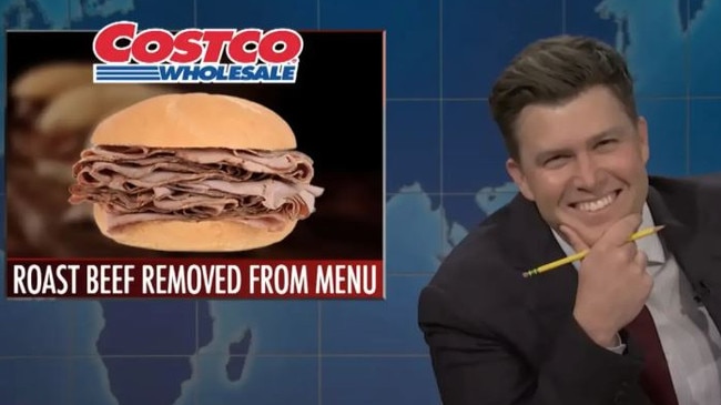 Last December, Che made co-star Colin Jost read a vulgar joke about his wife Johansson’s post-partum lady parts when they swapped quips during the segment.