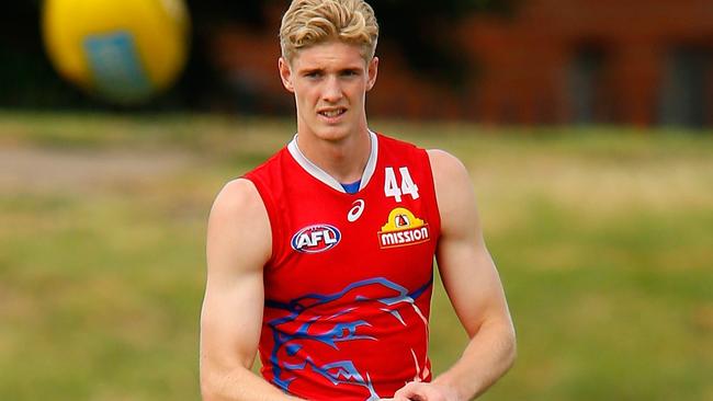 Tim English at Western Bulldogs training.