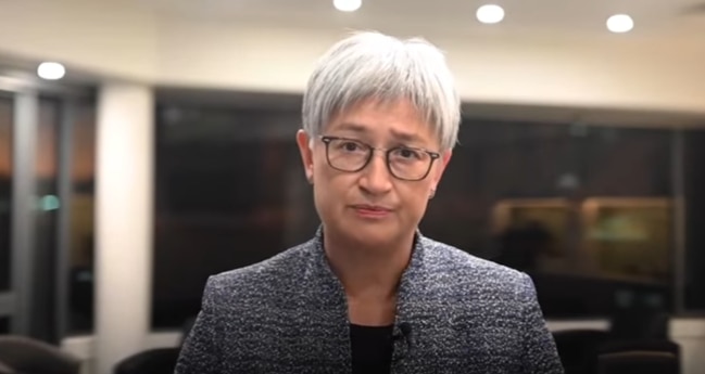 Foreign Minsiter Penny Wong has issued an urgent plea to Australians in Lebanon.