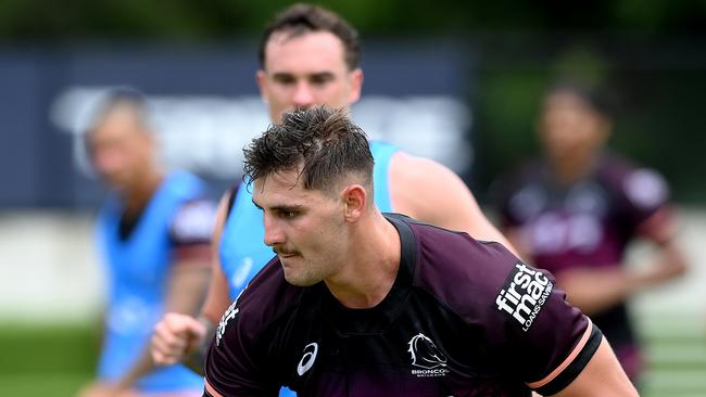 BRISBANE, AUSTRALIA - FEBRUARY 07: Fletcher Baker in action during a Brisbane Broncos NRL training session at Clive Berghofer Field on February 07, 2024 in Brisbane, Australia. (Photo by Bradley Kanaris/Getty Images)