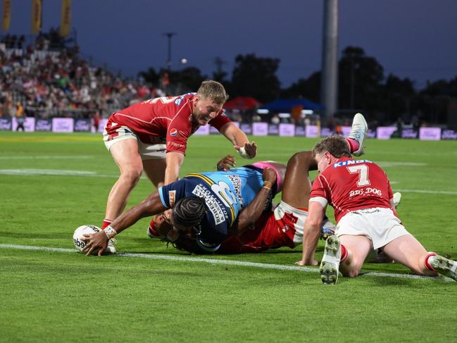 Tesi Niu scores for the Devils in the Hostplus Cup grand final. Picture: QRL