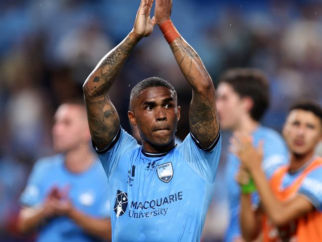 Douglas Costa made an impressive cameo off the bench. Photo: Brendon Thorne/Getty Images.