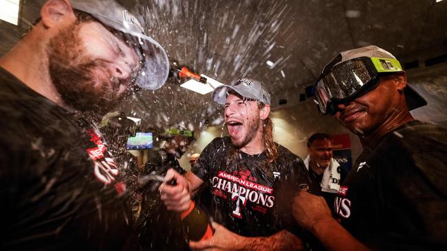 The Rangers celebrated after the big win. Carmen Mandato/Getty Images/AFP.