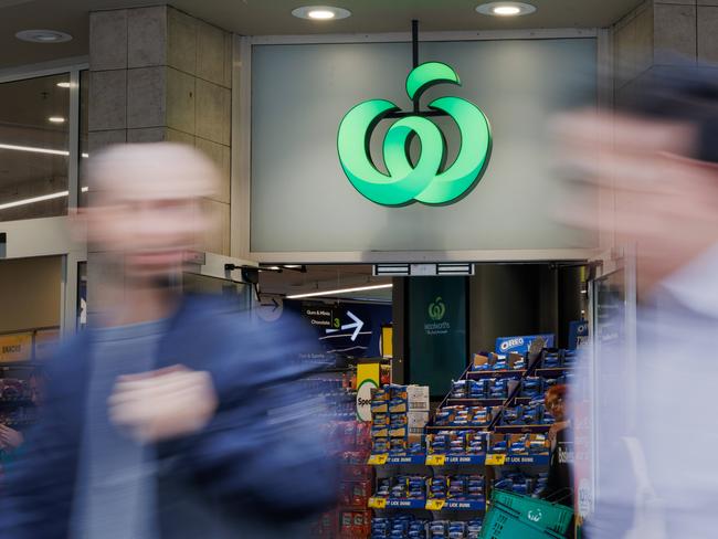 SYDNEY, AUSTRALIA - NewsWire Photos MAY 10 2024. GENERIC. Economy, cost of living, budget, shopping, supermarket, groceries. Exterior of the Woolworths Town Hall. Picture: NCA NewsWire / Max Mason-Hubers