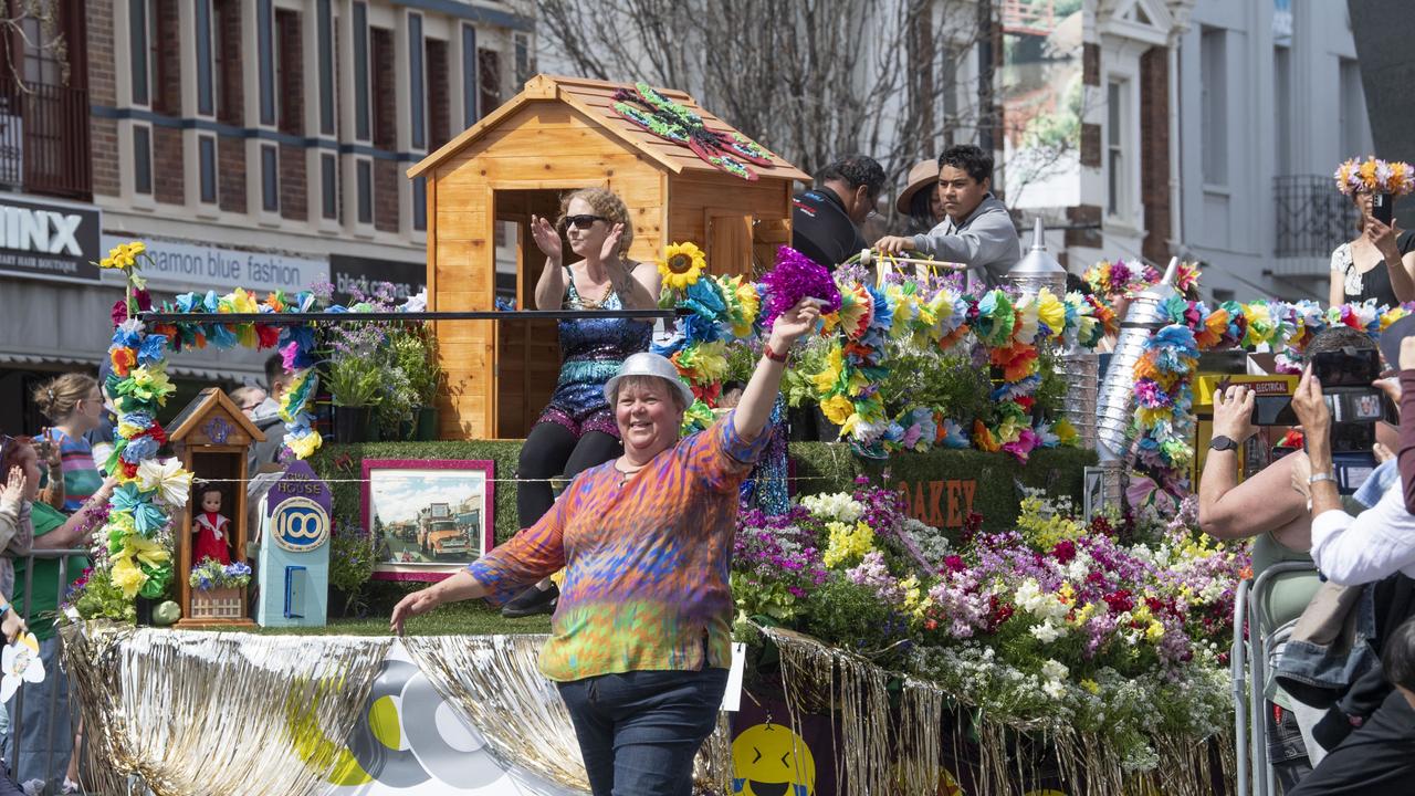 Oakey Chamber of Commerce float in the Grand Central Floral Parade. Saturday, September 17, 2022. Picture: Nev Madsen.