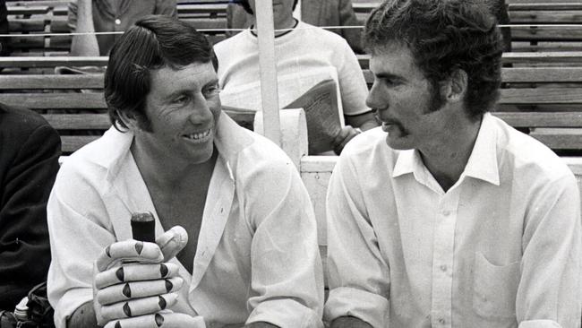 Brothers Ian (left) and Greg Chappell.