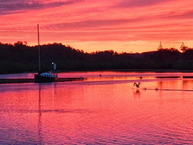 Sunset takeoff at Nambucca shared by Bronwyn Hawkes. Coffs cover image.