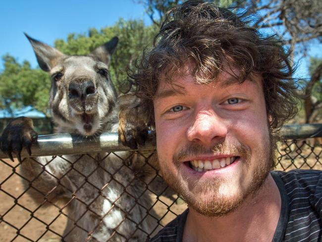 Allan Dixon’s animal selfies - kangaroo. Pic: @Daxon/Caters News