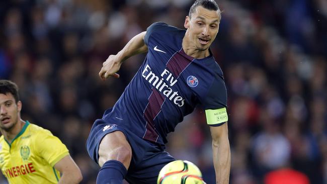 Zlatan Ibrahimovic controls the ball athletically for PSG.