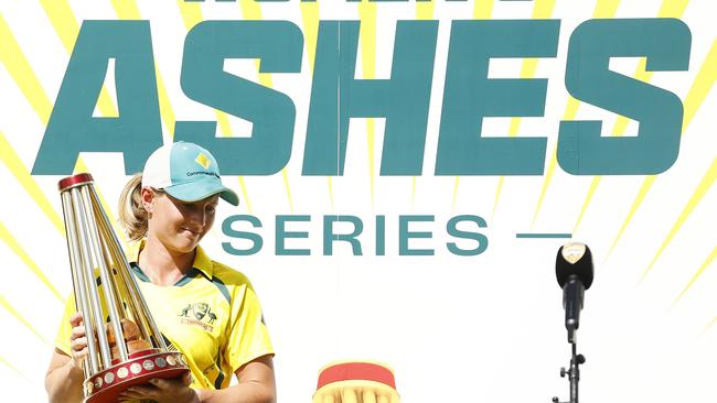 Meg Lanning holds the Ashes trophy Australia retained in 2022. Picture: Mike Owen/Getty Images