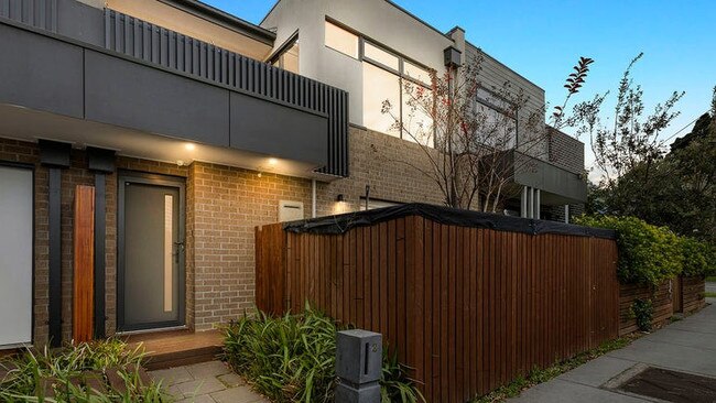 Multiple bidders pursued the three-bedroom townhouse at 2/1318 Nepean Hwy, Cheltenham.