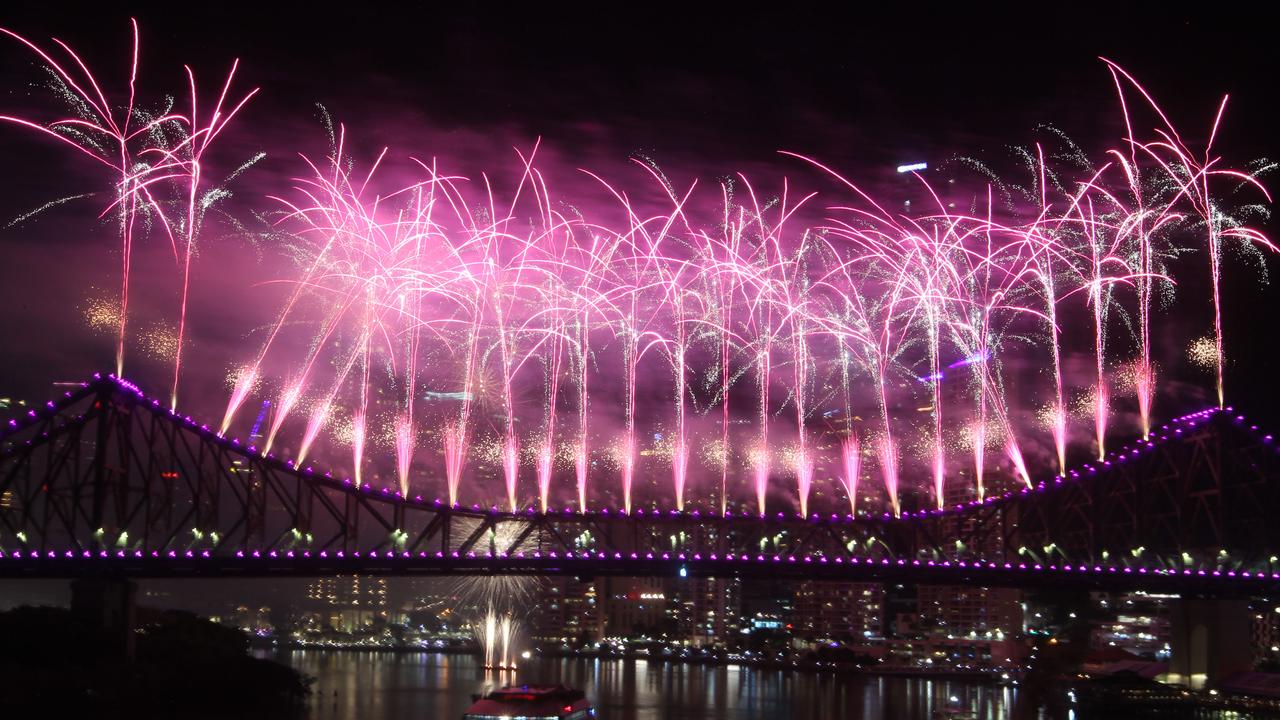 Touching detail in dazzling Brisbane Riverfire 2024 as thousands line ...