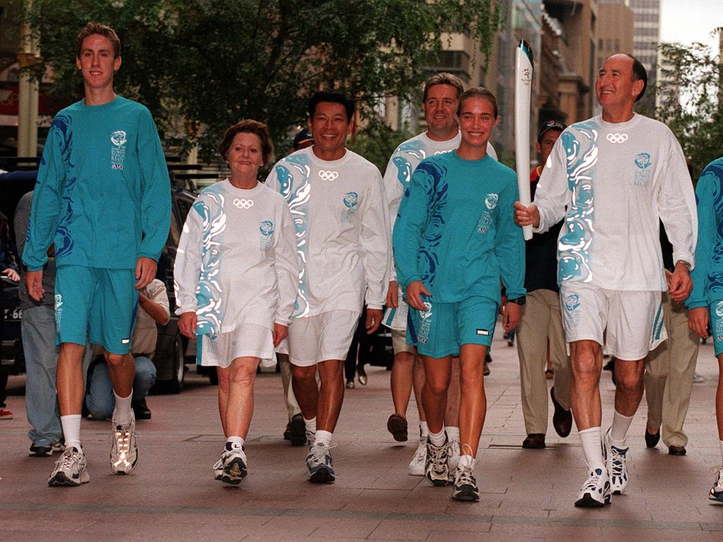 The aqua uniforms for Sydney 200 were on the shiney side!