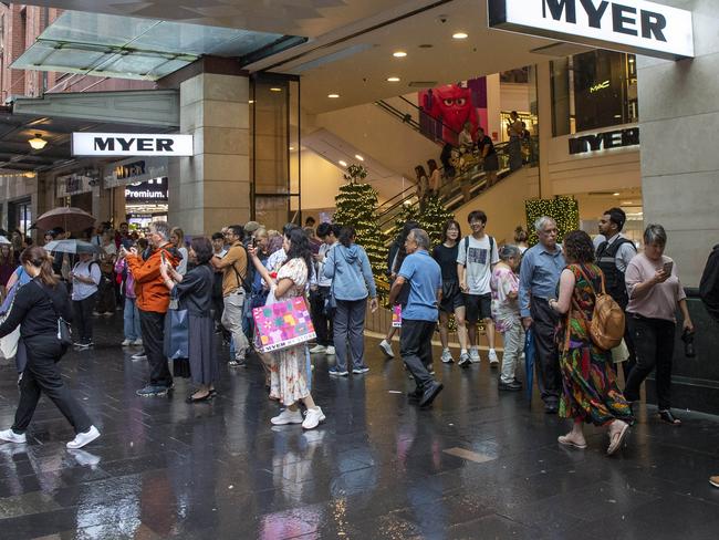 SYDNEY, AUSTRALIA - NewsWire Photos - NOVEMBER 29, 2024:Black Friday shoppers in Pitt St Mall, Sydney.Picture: NewsWire / Simon Bullard.