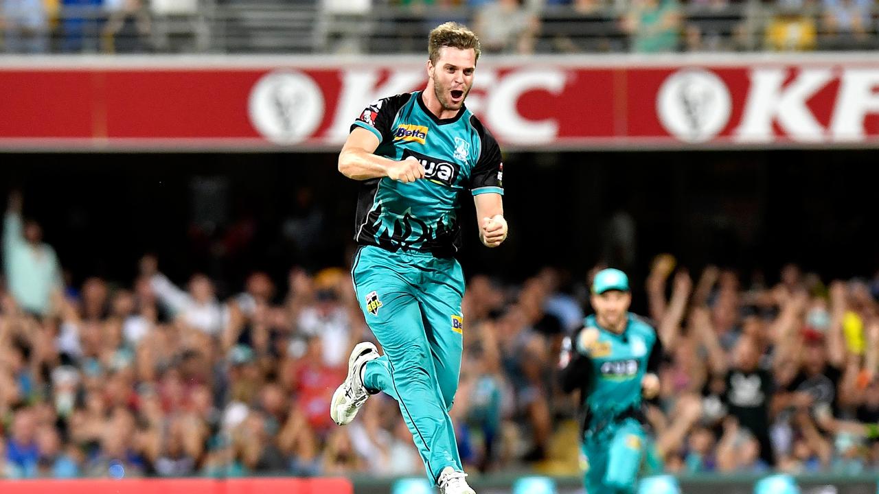 Mark Steketee of the Heat celebrates taking a wicket