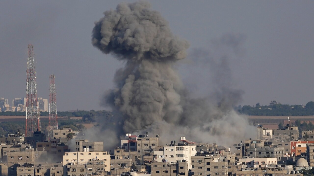 Israel and Palestinian militants agree to Gaza ceasefire