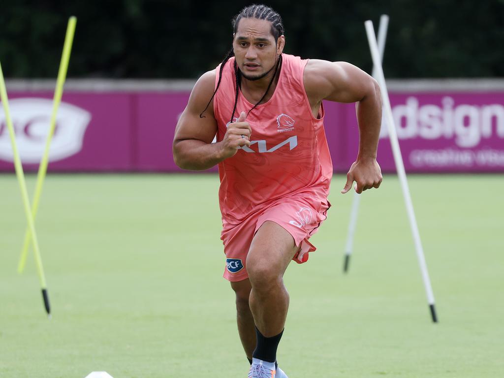 Taupau to join Broncos on one-year deal