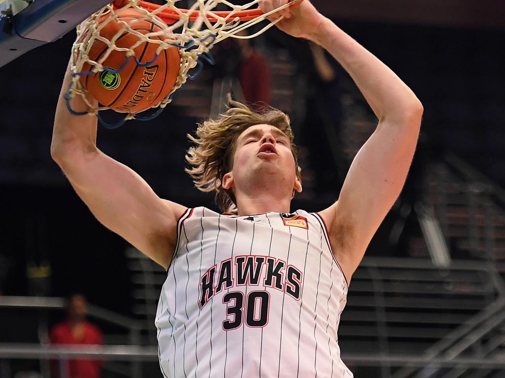 Lachlan Olbrich dunks. Picture: Getty