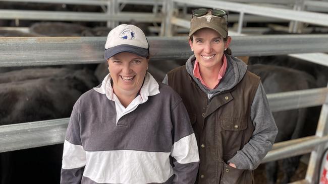 Sisters and business partners Lauren and Catherine Maher from Brewster sold several pens of Angus steers to a top of $3180 or 540c/kg for 16 at 589kg.