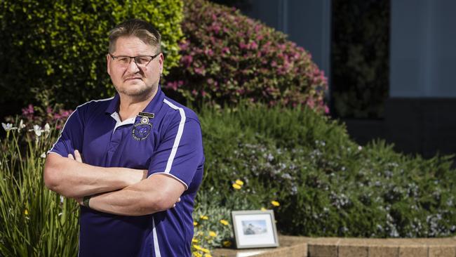 Toowoomba Photographic Society life member Tryg Helander remembers his friend and fellow life member Robert Brown who was killed at a Grand Central taxi rank, Monday, August 21, 2023. Picture: Kevin Farmer