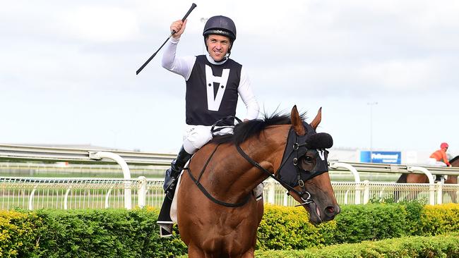 Ryan Maloney was in awe of Isotope’s booming finish. Picture: Trackside Photography
