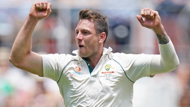 James Pattinson of Australia celebrates after dismissing Mitchell Santner of New Zealand on day 3 of the Boxing Day Test match between Australia and New Zealand at the MCG in Melbourne, Saturday, December 28, 2019. (AAP Image/Scott Barbour) NO ARCHIVING, EDITORIAL USE ONLY, IMAGES TO BE USED FOR NEWS REPORTING PURPOSES ONLY, NO COMMERCIAL USE WHATSOEVER, NO USE IN BOOKS WITHOUT PRIOR WRITTEN CONSENT FROM AAP