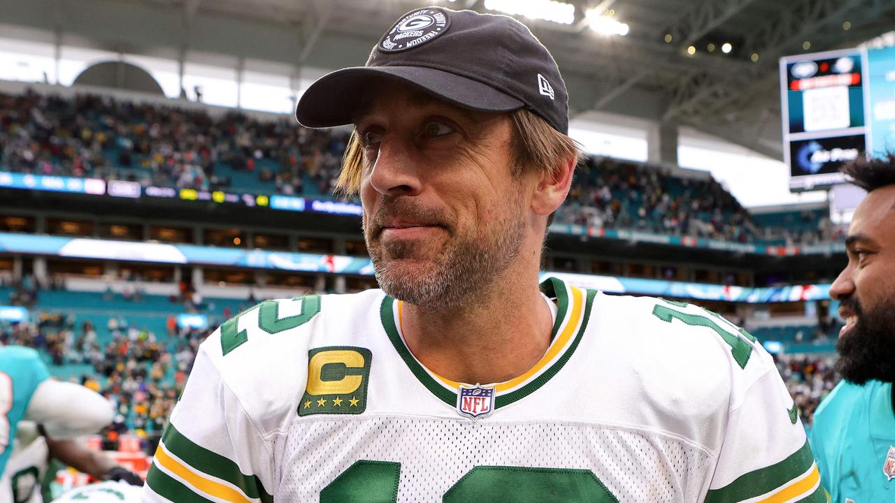 NFL Fans Speculate on Aaron Rodgers's Future After His Jersey