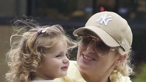 Matchy Matchy Mrs & Mrs! Rebel Wilson and wife Ramona Agruma arrive in Australia with their daughter Royce, in their first visit back to Australia since their September wedding!Rebel and Romana touched down at Sydney Airport in matching pastel yellow hoodies, spotted leaving the arrivals area with Rebel carrying the coupleÃ¢â&#130;¬â¢s two year old daughter, Royce.EXCLUSIVE27 December 2024ÃÂ©MEDIA-MODE.COM