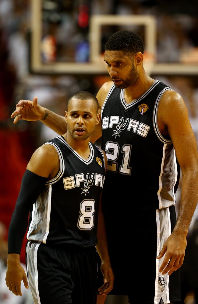 Tim duncan cheap jersey ceremony