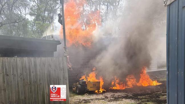 A man was taken to hospital and a house destroyed by fire in Wyatt Ave, Belrose during the heatwave conditions on Sunday afternoon. Picture: NSW Fire and Rescue (Forestville)