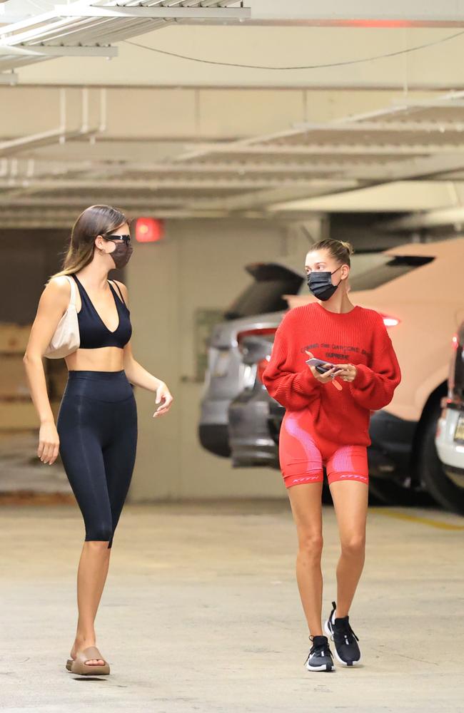 Kendall Jenner's Pilates Biker Short Outfit Is Giving Modern Princess Diana  Vibes