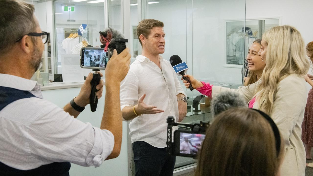 Sunrise weatherman Sam Mac with students at Bond University. Picture: Cavan Flynn/Bond University.