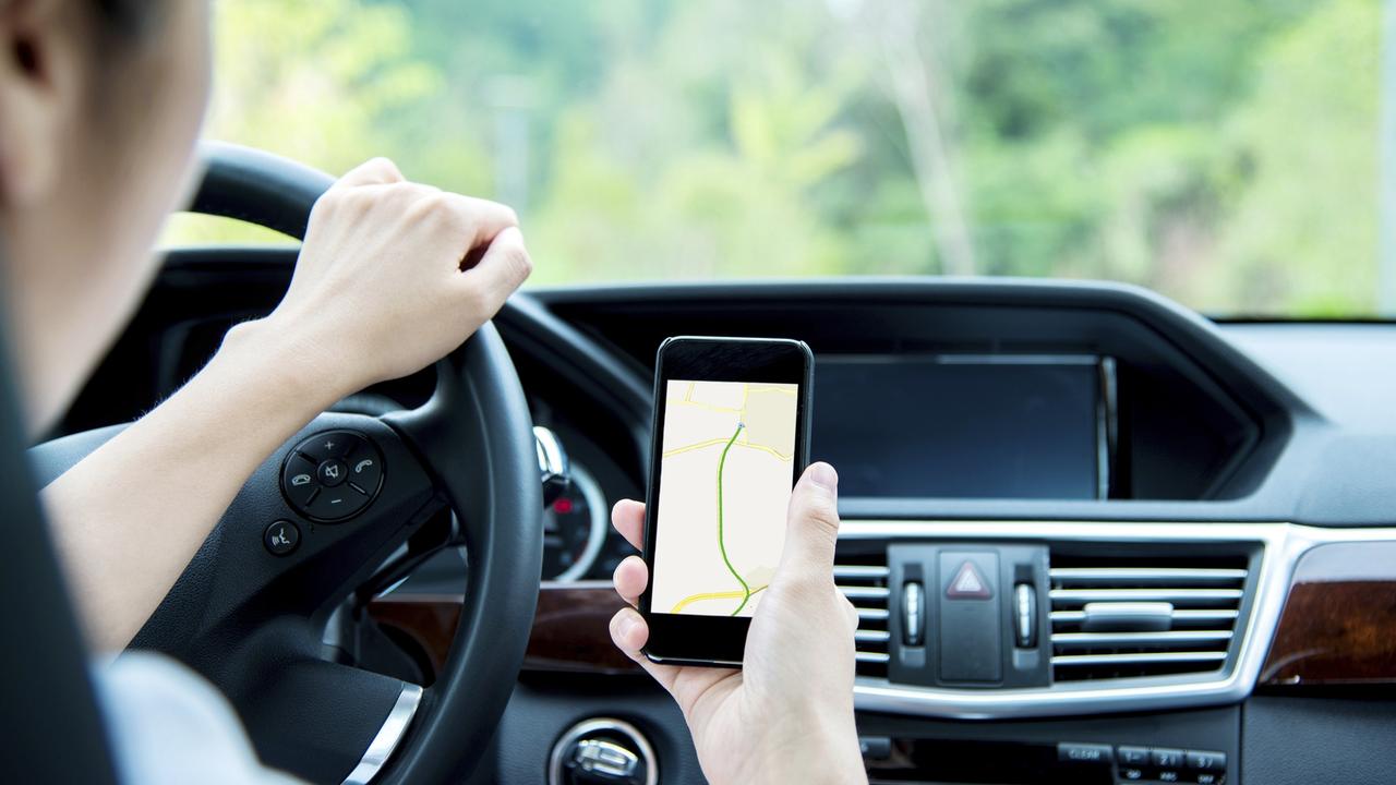 Mobile phone driving ban: Laws challenged by National Transport ...